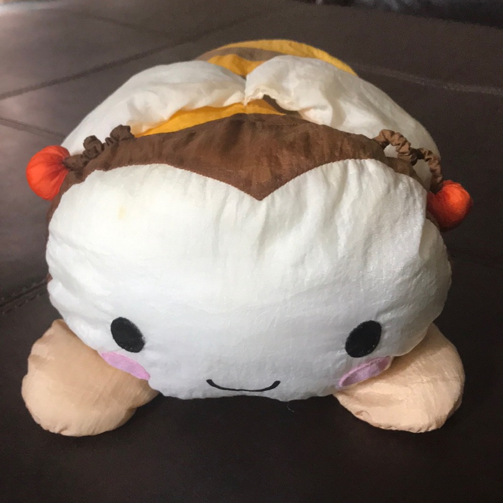 🌼 Sweet Coron Bee 🐝  Sanrio 🌼 Retired Character Super Cute Pillow 10”x 6”